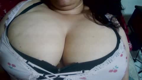 skarkett21 online show from 01/13/26, 03:23