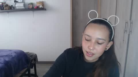 Snapshot of skarlet_adams chatting on 12/28/24, 07:22 Alice online show from 12/28/24, 07:22