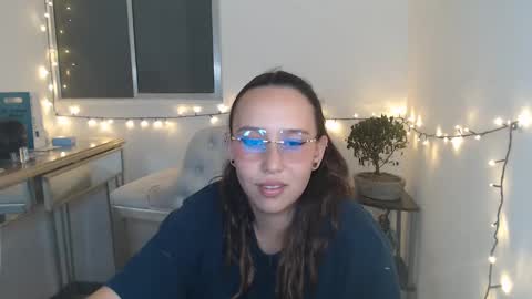 Snapshot of skarlet_adams chatting on 01/30/25, 09:47 Alice online show from 01/30/25, 09:47