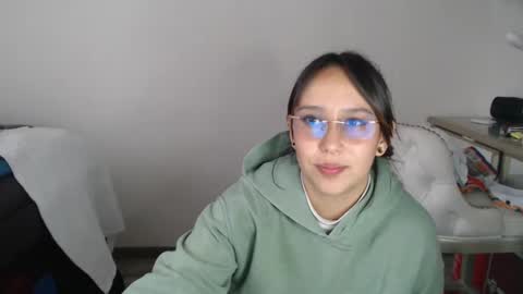 Snapshot of skarlet_adams chatting on 02/12/25, 11:41 Alice online show from 02/12/25, 11:41