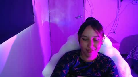 Snapshot of skarlet_adams chatting on 09/11/25, 09:15 Alice online show from 09/11/25, 09:15