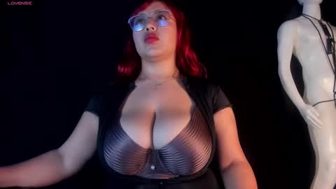 Snapshot of skarlet_miller_ chatting on 02/13/26, 11:17 SKARLET online show from 02/13/26, 11:17