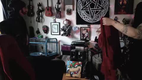 Snapshot of skarlet_the_undead chatting on 03/13/26, 10:38 Skarlet The Undead online show from 03/13/26, 10:38