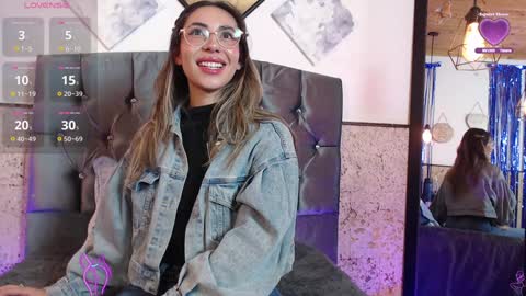 Snapshot of skarleth_xxxx chatting on 01/18/25, 02:58 Elizabeth online show from 01/18/25, 02:58