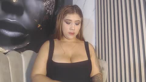 Skarleth villa online show from 01/18/26, 01:53