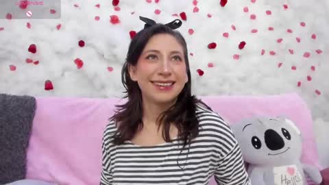 Snapshot of skarletjhonson_ chatting on 04/03/26, 02:37 Skarlet online show from 04/03/26, 02:37