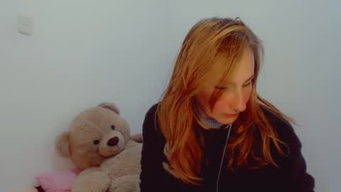 Arlett online show from 12/23/24, 11:47