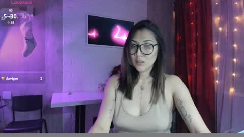 Snapshot of skarlettforeve chatting on 12/26/24, 10:09 skarlett online show from 12/26/24, 10:09