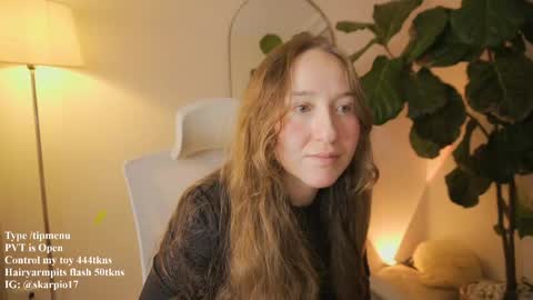 Snapshot of skarpio17 chatting on 04/20/26, 10:29 Im Scarlett ONLINE 5pm-10pm NYC time online show from 04/20/26, 10:29