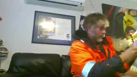 Snapshot of skataz89999 chatting on 11/18/25, 04:33 AJAY online show from 11/18/25, 04:33