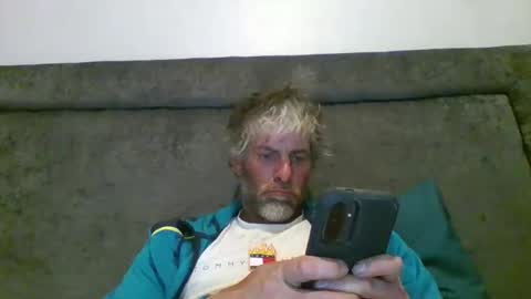 Snapshot of skataz89999 chatting on 11/19/25, 10:59 AJAY online show from 11/19/25, 10:59