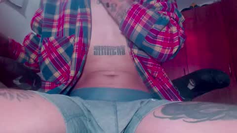 Snapshot of skateboy444 chatting on 03/25/26, 09:48 king online show from 03/25/26, 09:48