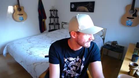 skatejocke online show from 11/17/25, 11:16