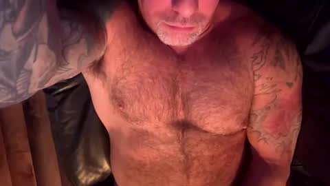 Snapshot of skimaskedbeef chatting on 12/08/24, 05:18 BEEF online show from 12/08/24, 05:18