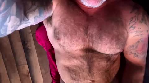 Snapshot of skimaskedbeef chatting on 03/02/25, 07:54 BEEF online show from 03/02/25, 07:54