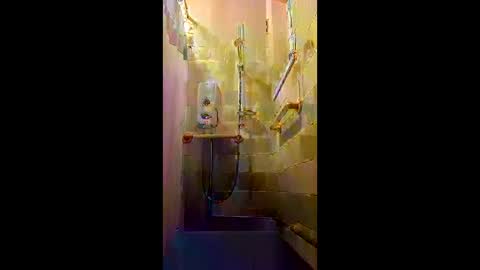 Snapshot of skimmer70z chatting on 03/22/26, 10:13 skimmer70z online show from 03/22/26, 10:13