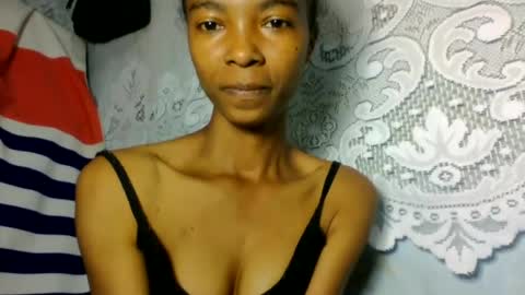 Snapshot of skinny7809 chatting on 07/17/26, 08:43 skinny7809 online show from 07/17/26, 08:43