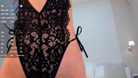 Snapshot of skinny_alice chatting on 11/13/25, 01:15 Alice GMT 2 Mon Tues Thur Fri Sun 0300am-0900am online show from 11/13/25, 01:15