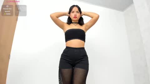 Isabela online show from 03/01/25, 11:28