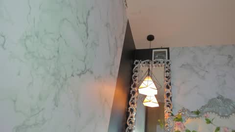   online show from 02/08/25, 01:11