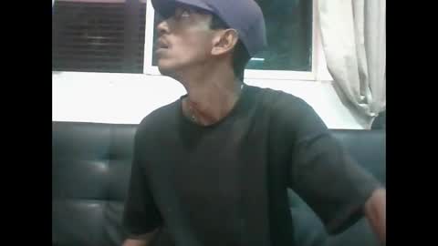 Snapshot of skinny_long_cock chatting on 06/10/26, 04:01 Albert online show from 06/10/26, 04:01