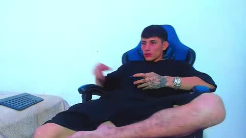 skinny marked online show from 12/19/25, 11:45