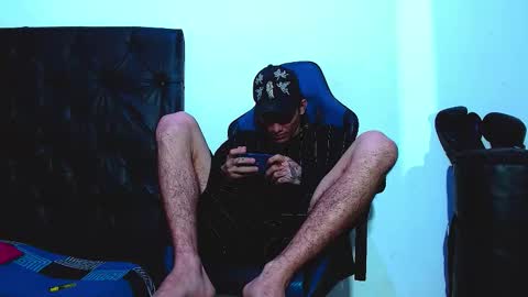 skinny marked online show from 01/19/26, 01:53