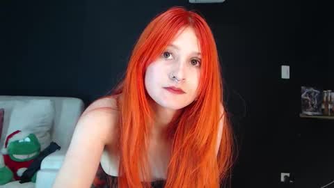 Snapshot of skinny_raven chatting on 12/16/25, 10:15 Marion online show from 12/16/25, 10:15