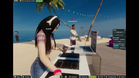 Snapshot of skinny_sexy666 chatting on 11/17/25, 11:05 skinny_sexy666 online show from 11/17/25, 11:05