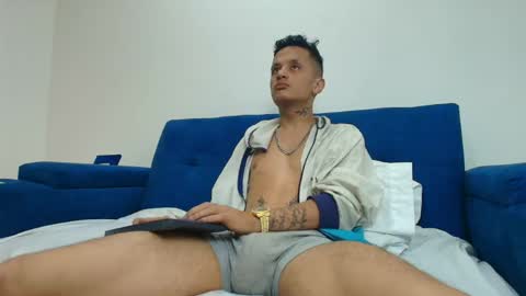 Snapshot of skinny_zeth chatting on 05/21/26, 12:12 Skinny Zeth online show from 05/21/26, 12:12