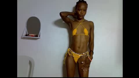 Linda independent model online show from 01/17/26, 04:33