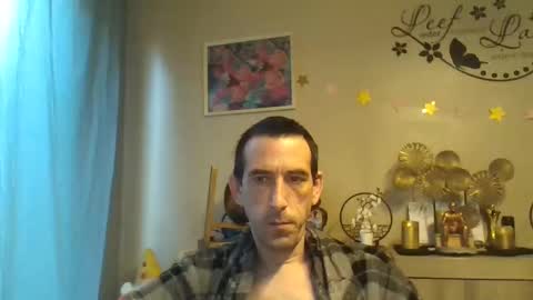 Snapshot of skinnybigcock2 chatting on 09/11/25, 06:02 SkinnyBigCock2 online show from 09/11/25, 06:02