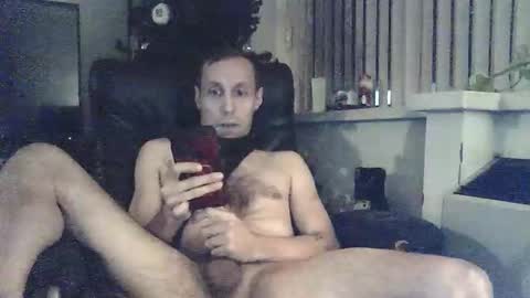 Snapshot of skinnyboy43 chatting on 01/11/26, 09:25 skinnyboy43 online show from 01/11/26, 09:25