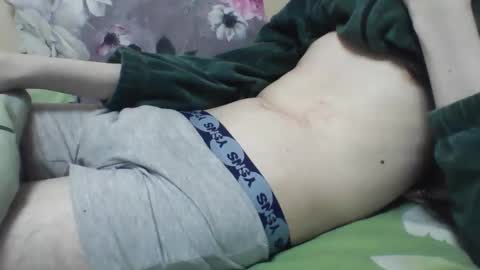 Snapshot of skinnycuteman chatting on 01/20/25, 11:24 skinnycuteb0y online show from 01/20/25, 11:24