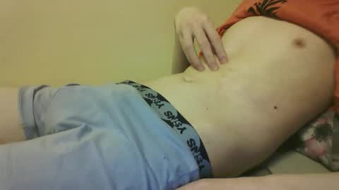 Snapshot of skinnycuteman chatting on 09/12/25, 06:57 skinnycuteb0y online show from 09/12/25, 06:57