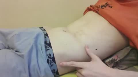 Snapshot of skinnycuteman chatting on 09/13/25, 12:38 skinnycuteb0y online show from 09/13/25, 12:38