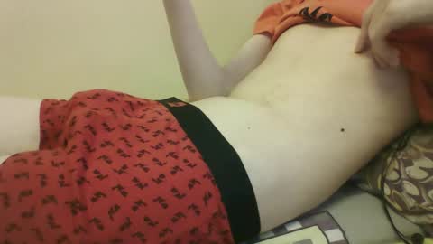 Snapshot of skinnycuteman chatting on 09/20/25, 12:17 skinnycuteb0y online show from 09/20/25, 12:17
