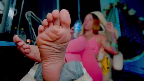 GoddessSkinny online show from 02/22/25, 04:07