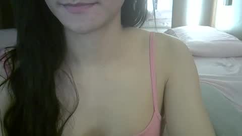 Snapshot of skinnykittencam chatting on 04/21/26, 09:28 skinnykittencam online show from 04/21/26, 09:28
