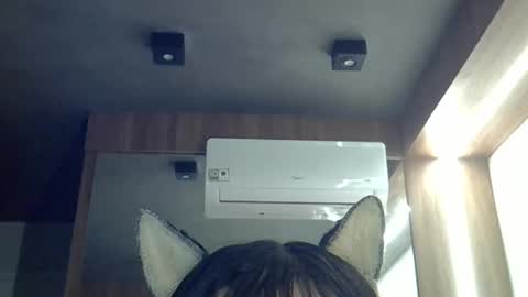 Snapshot of skinnykittencam chatting on 05/18/26, 04:07 skinnykittencam online show from 05/18/26, 04:07