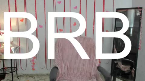 Snapshot of skinnyladyy chatting on 02/21/25, 05:13 Skinnyladyy online show from 02/21/25, 05:13