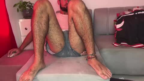 Snapshot of skinnylatin69 chatting on 01/09/25, 12:09 skinnylatin69 online show from 01/09/25, 12:09