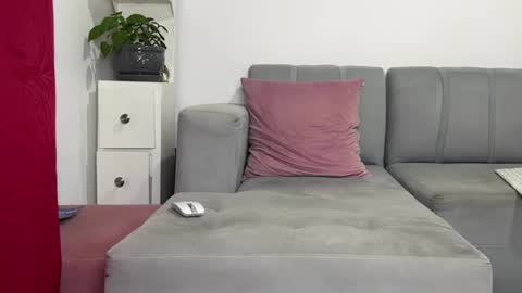 Snapshot of skinnylatin69 chatting on 01/14/25, 01:58 skinnylatin69 online show from 01/14/25, 01:58