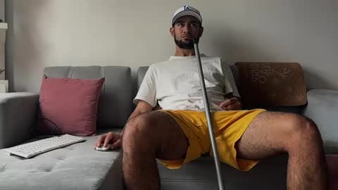 Snapshot of skinnylatin69 chatting on 02/18/25, 04:37 skinnylatin69 online show from 02/18/25, 04:37