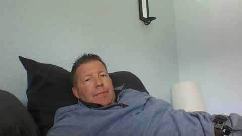 Snapshot of skinnymeat858205 chatting on 05/06/26, 11:10 skinnymeat858205 online show from 05/06/26, 11:10