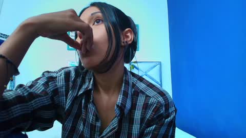 Karla  online show from 12/28/24, 06:17