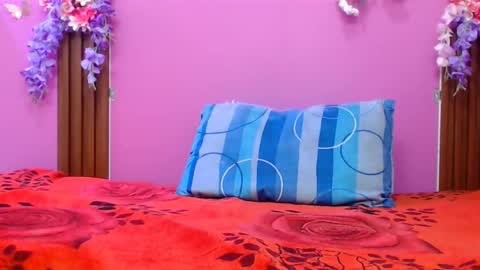 sofia online show from 11/10/25, 12:59