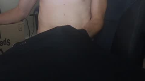 Snapshot of skinnywhiteboy420 chatting on 07/12/26, 12:29 skinnywhiteboy420 online show from 07/12/26, 12:29
