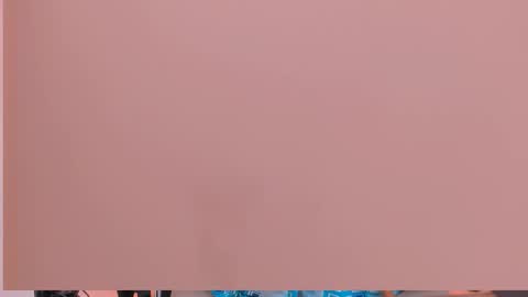 YULIANA online show from 10/24/25, 07:32