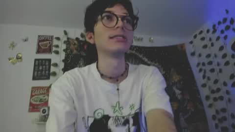 Snapshot of skiny_dann chatting on 04/21/26, 02:51 skiny_dann online show from 04/21/26, 02:51
